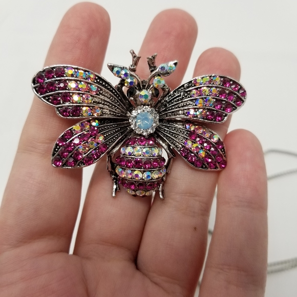 NWT Betsey Johnson Pink Bee Necklace & Brooch